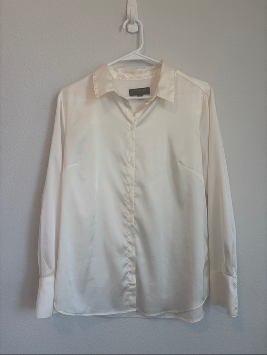 Banana Republic Tops - Banana Republic Silk-Look Ivory Button-Up long sleeve Blouse Large